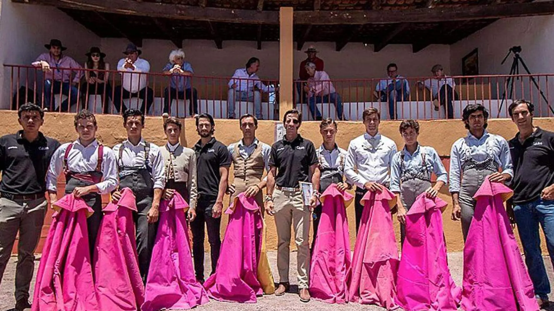 Alumnos del CART en un cortijo